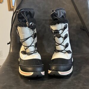 Totes White and Black Snow Boots